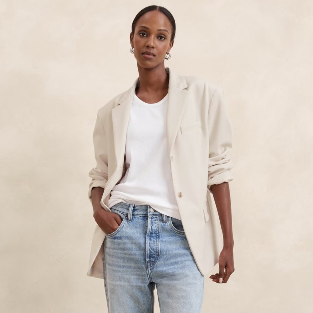 Banana Republic Oversized Blazer in Cream NWT, Size M